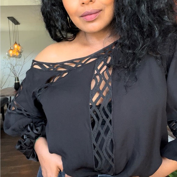 Reiss Tops - Reiss Beautiful sexy black top, size 10